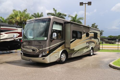 2014 Tiffin Motor Homes Breeze 32BR