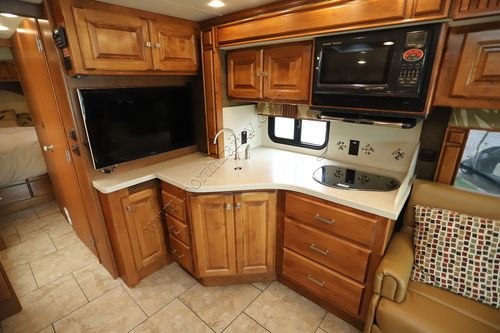 2014 Tiffin Motor Homes Breeze 32BR
