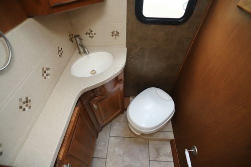 2014 Tiffin Motor Homes Breeze 32BR