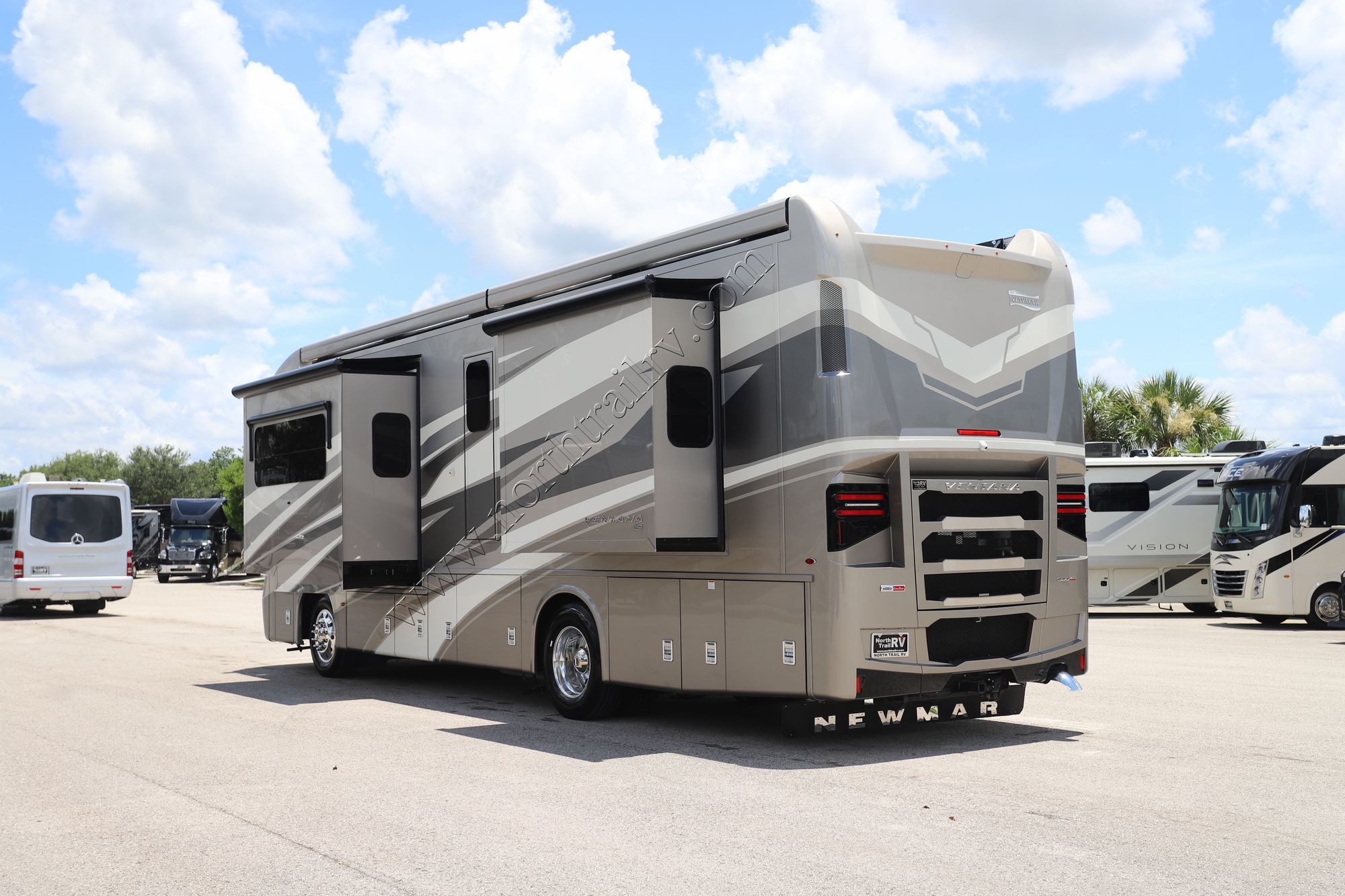New 2026 Newmar Ventana 3512 Class A  For Sale