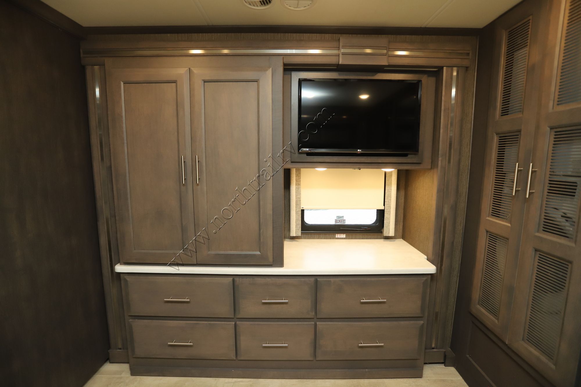 Used 2021 Thor Aria 3701 Class A  For Sale