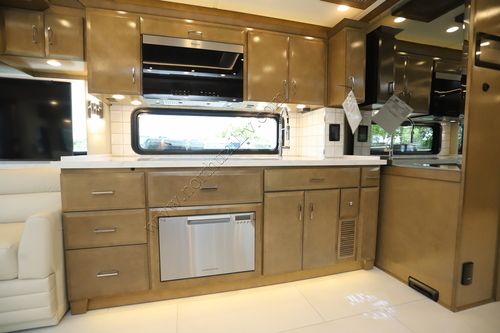 2026 Newmar Mountain Aire 4118