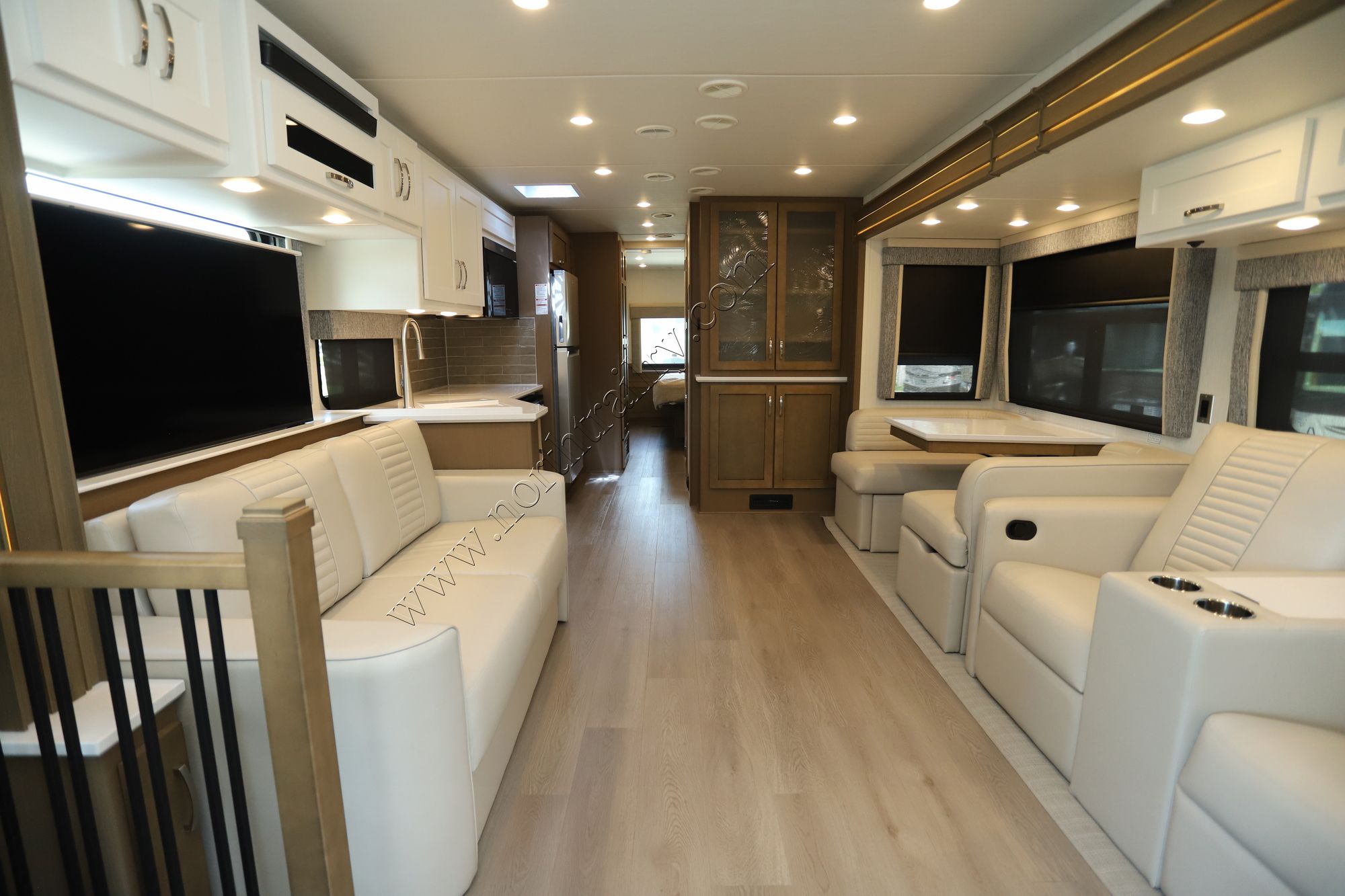 New 2026 Newmar Bay Star 3626 Class A  For Sale