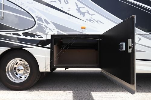 2024 Jayco Seneca Prestige 37K