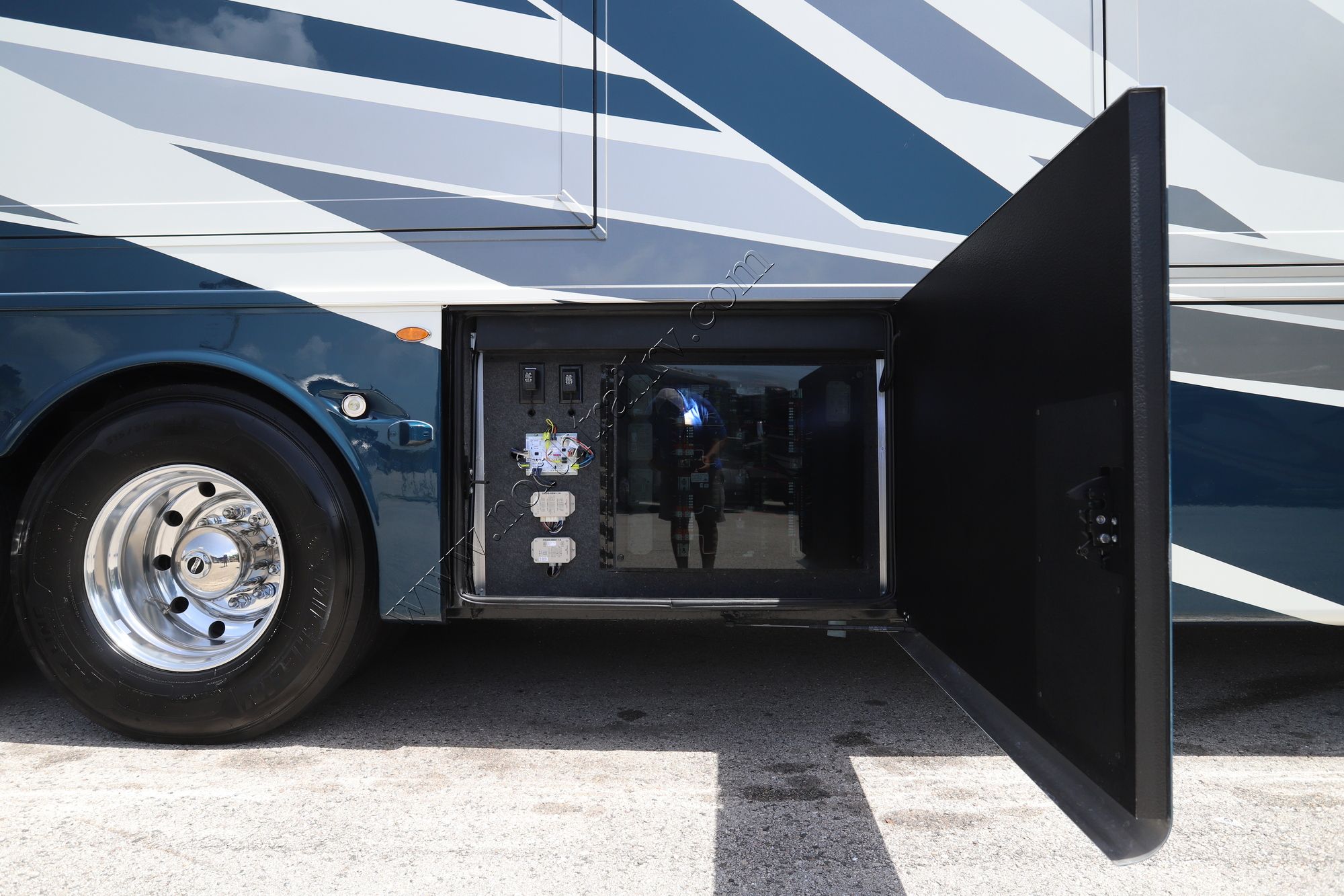 New 2026 Newmar Mountain Aire 4118 Class A  For Sale