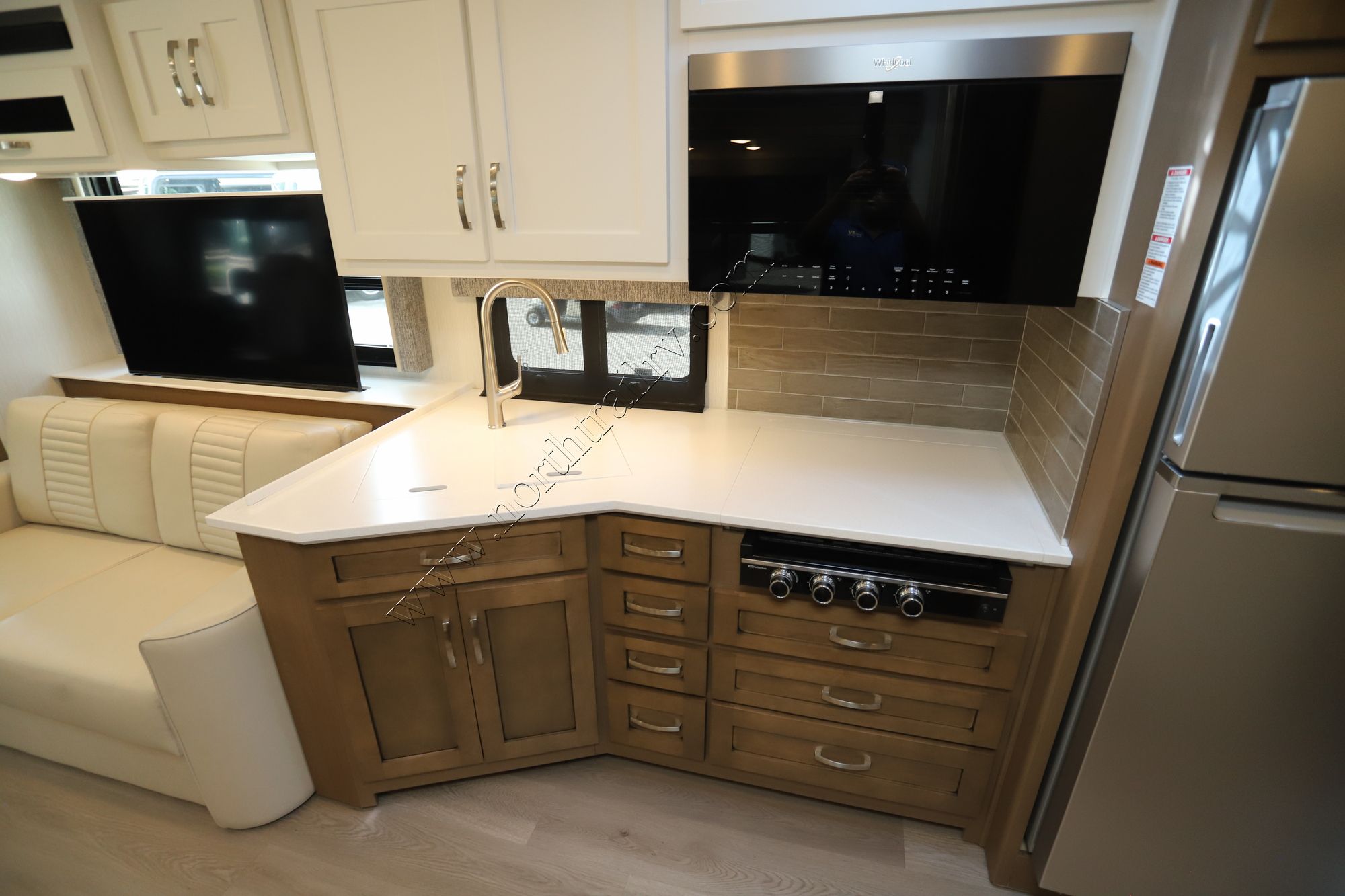 New 2026 Newmar Bay Star 3626 Class A  For Sale