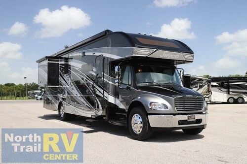 2024 Jayco Seneca Prestige 37K