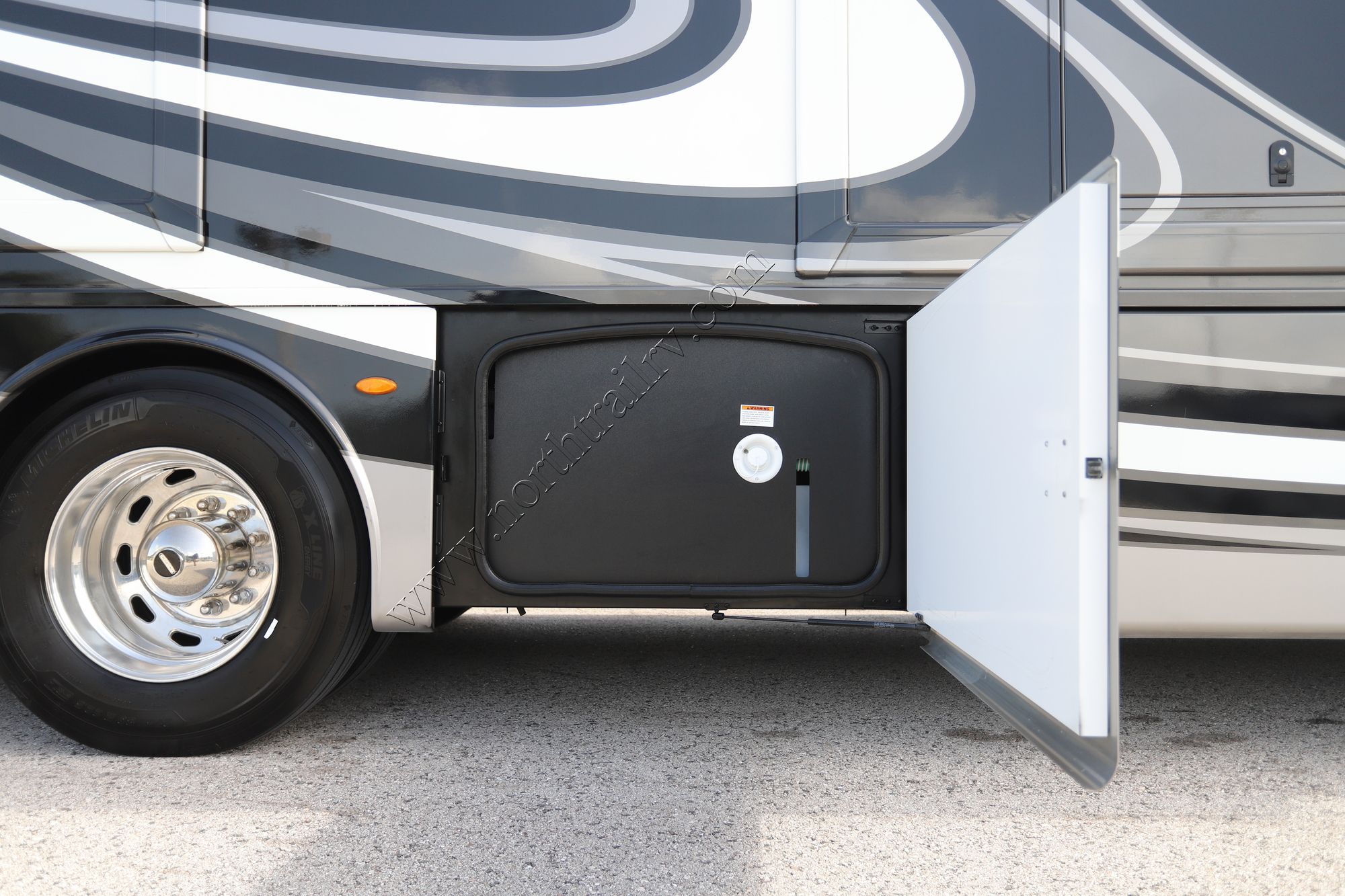 Used 2021 Thor Aria 3701 Class A  For Sale