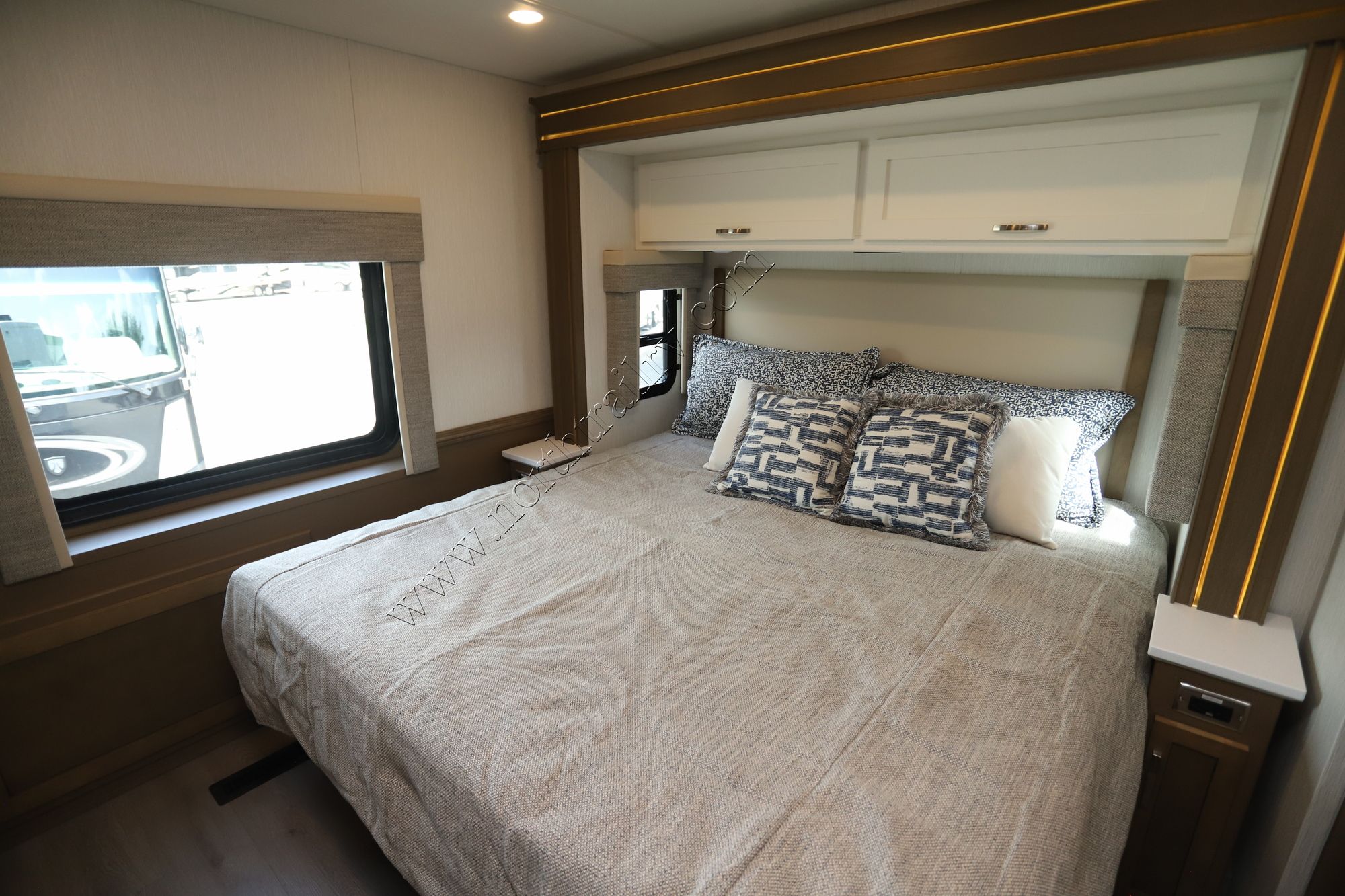 New 2026 Newmar Bay Star 3626 Class A  For Sale