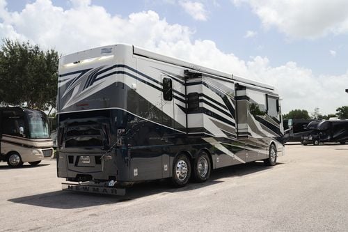 2026 Newmar Mountain Aire 4118