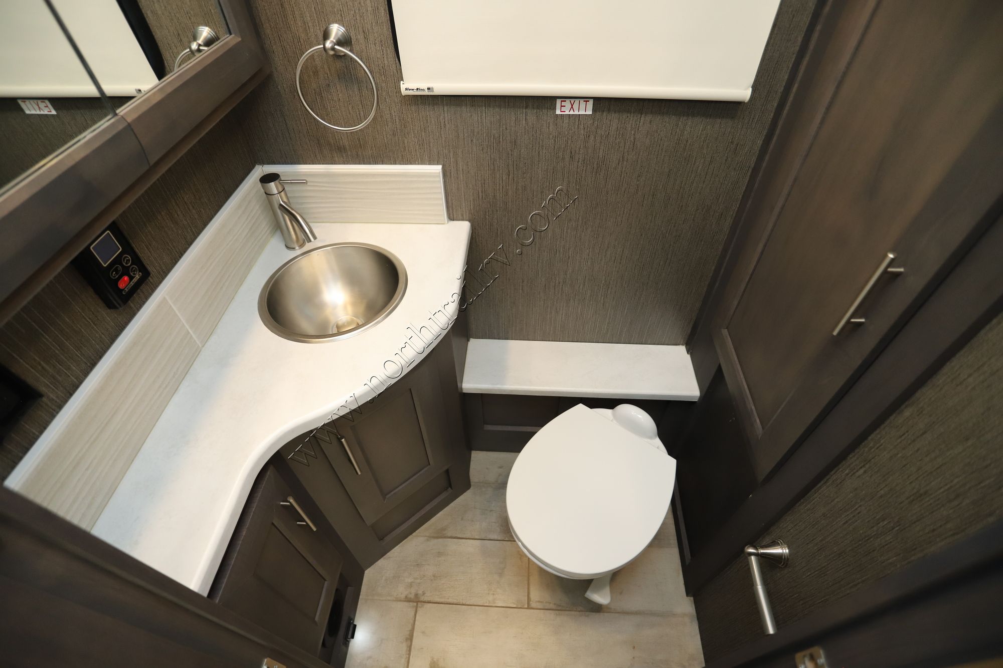 Used 2021 Thor Aria 3701 Class A  For Sale