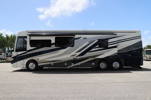 2026 Newmar Mountain Aire 4118