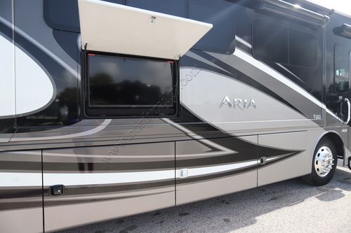 2021 Thor Aria 3701