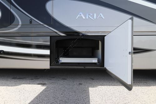2021 Thor Aria 3701