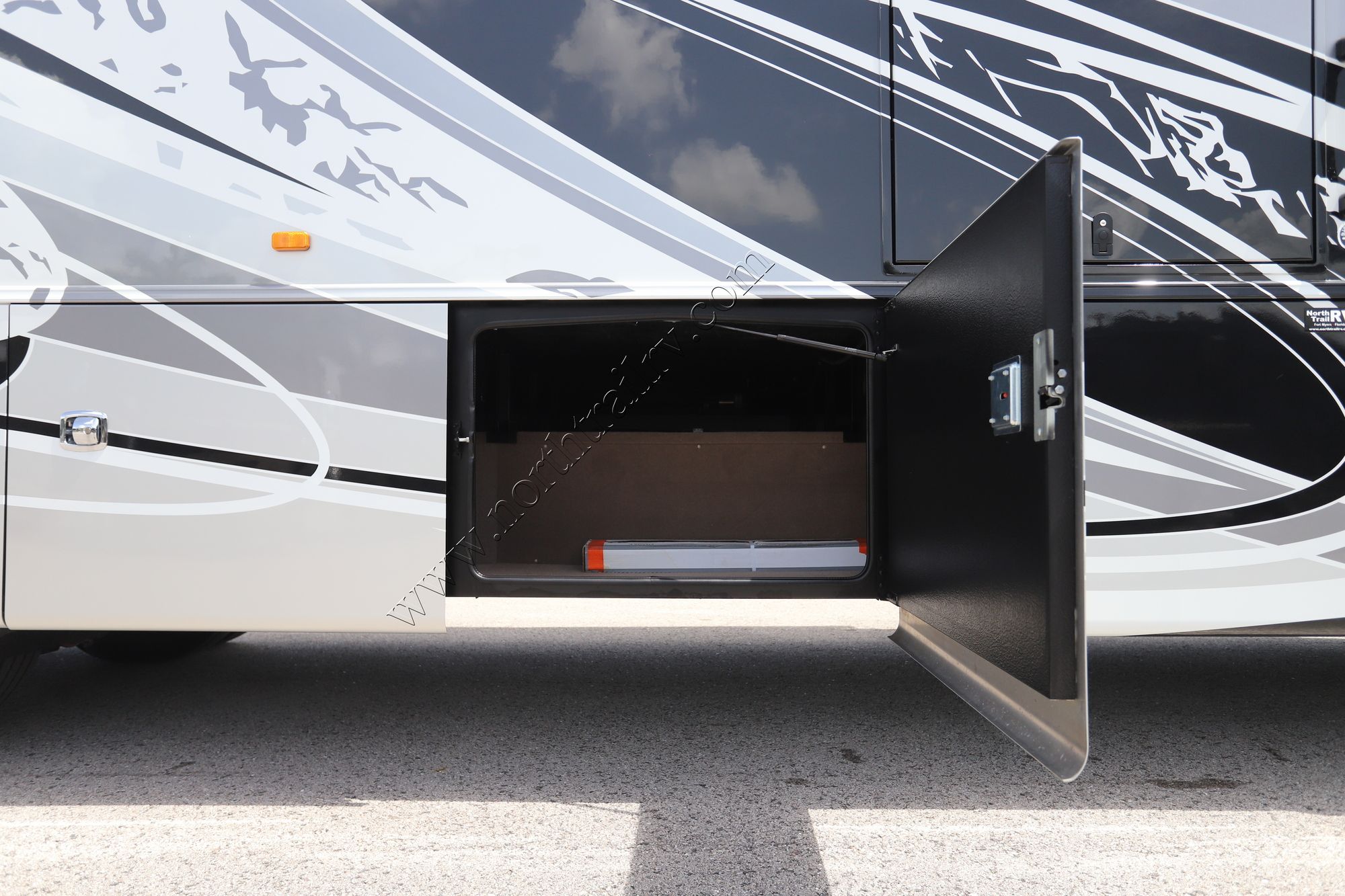 Used 2024 Jayco Seneca Prestige 37K Super C  For Sale