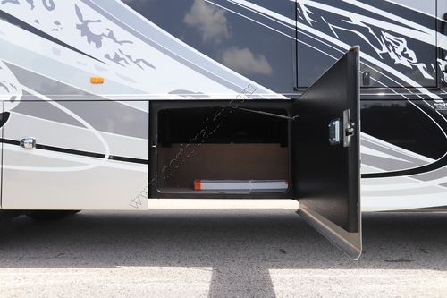2024 Jayco Seneca Prestige 37K