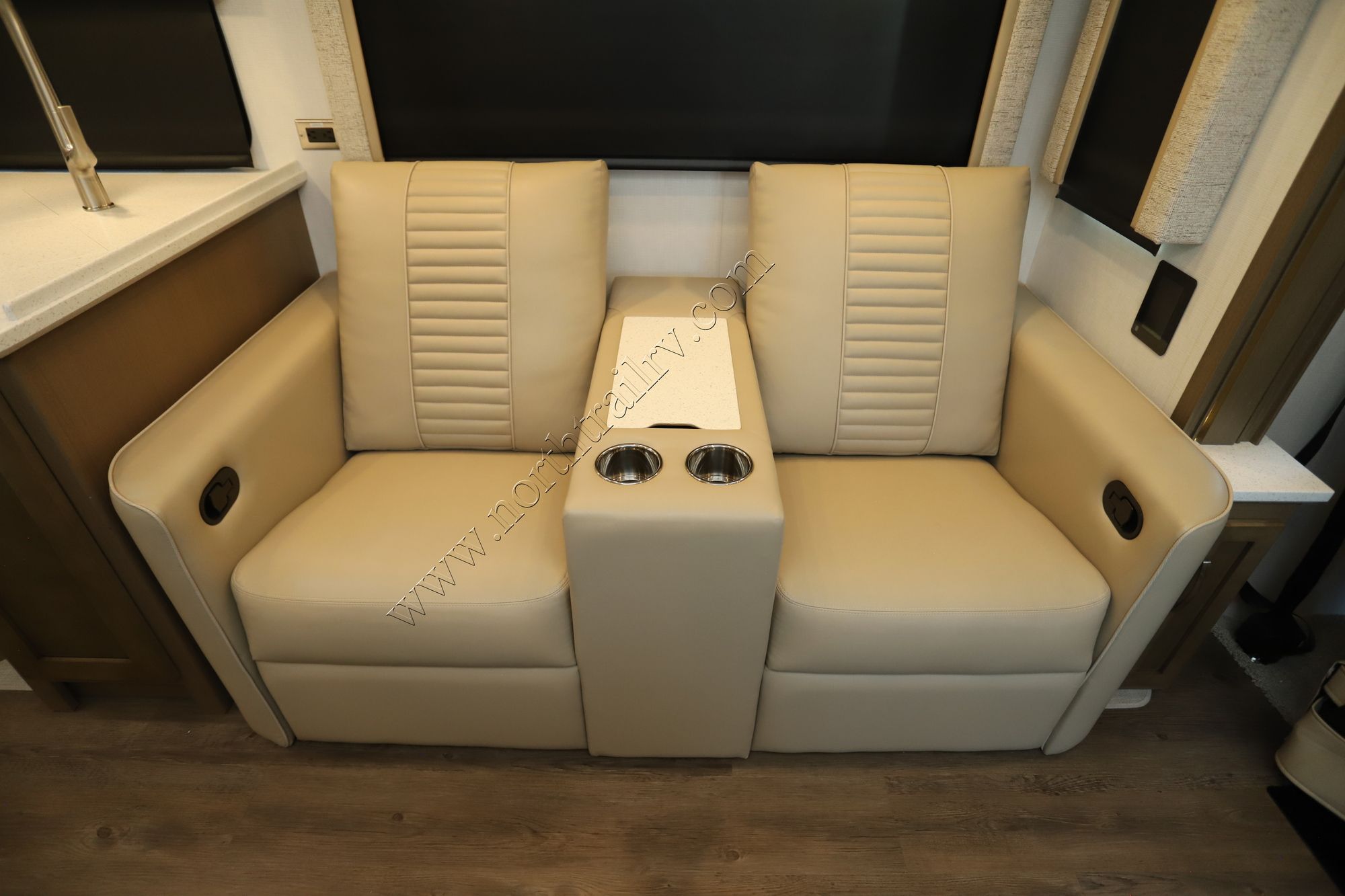 New 2026 Newmar Bay Star 3114 Class A  For Sale