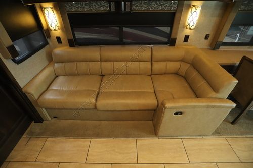 2017 Tiffin Motor Homes Allegro 32SA