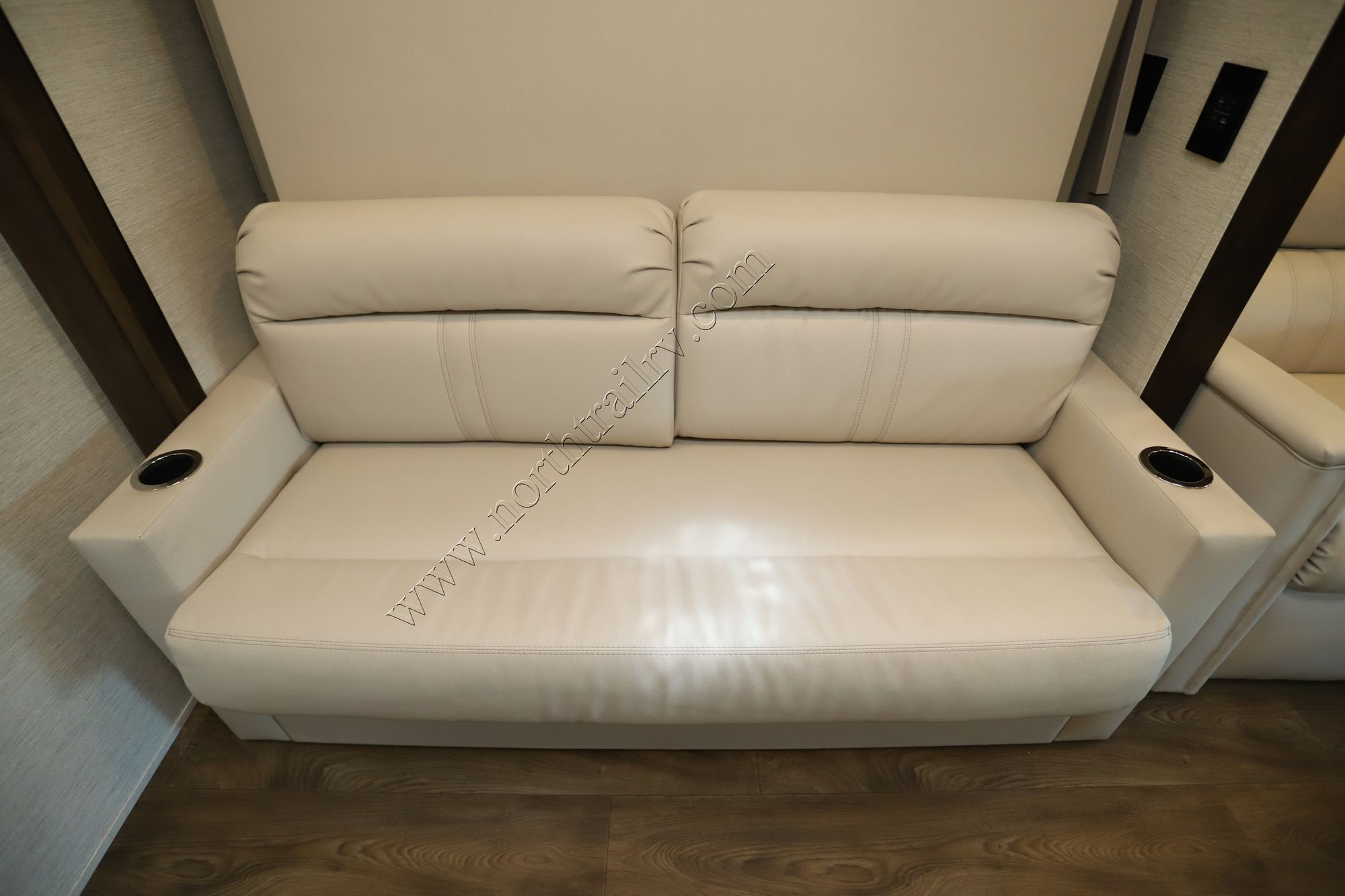 Used 2021 Tiffin Motor Homes Wayfarer 25RW Class C  For Sale