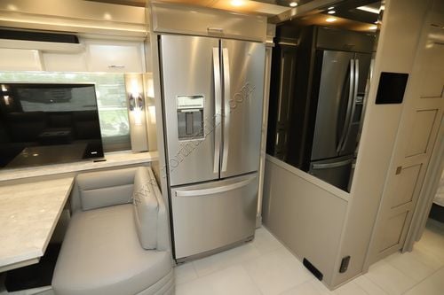 2026 Newmar Mountain Aire 3825