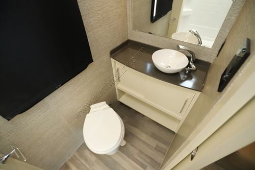 2020 Tiffin Motor Homes Wayfarer 25RW