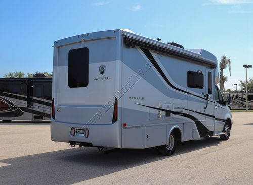 2021 Tiffin Motor Homes Wayfarer 25RW