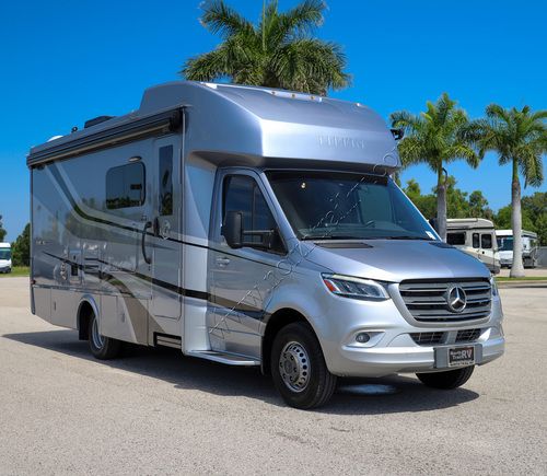 2021 Tiffin Motor Homes Wayfarer 25RW