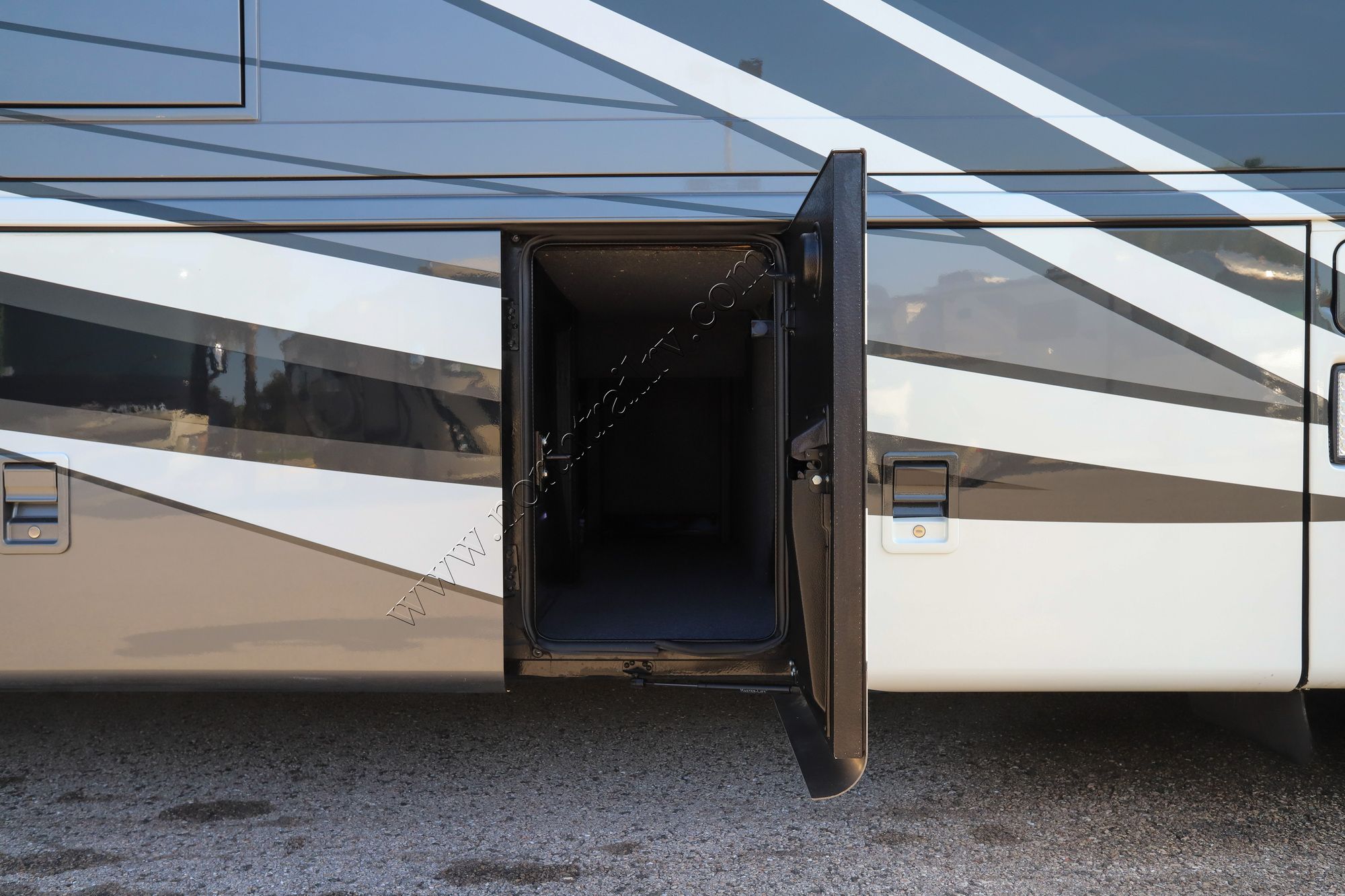 New 2026 Newmar New Aire 3547 Class A  For Sale