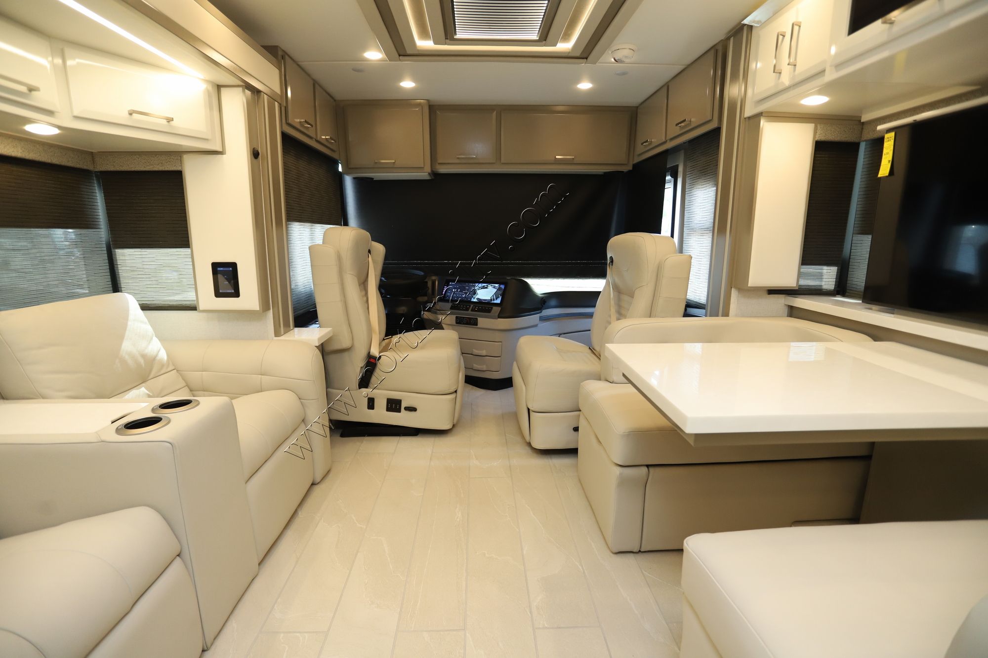 New 2026 Newmar New Aire 3547 Class A  For Sale