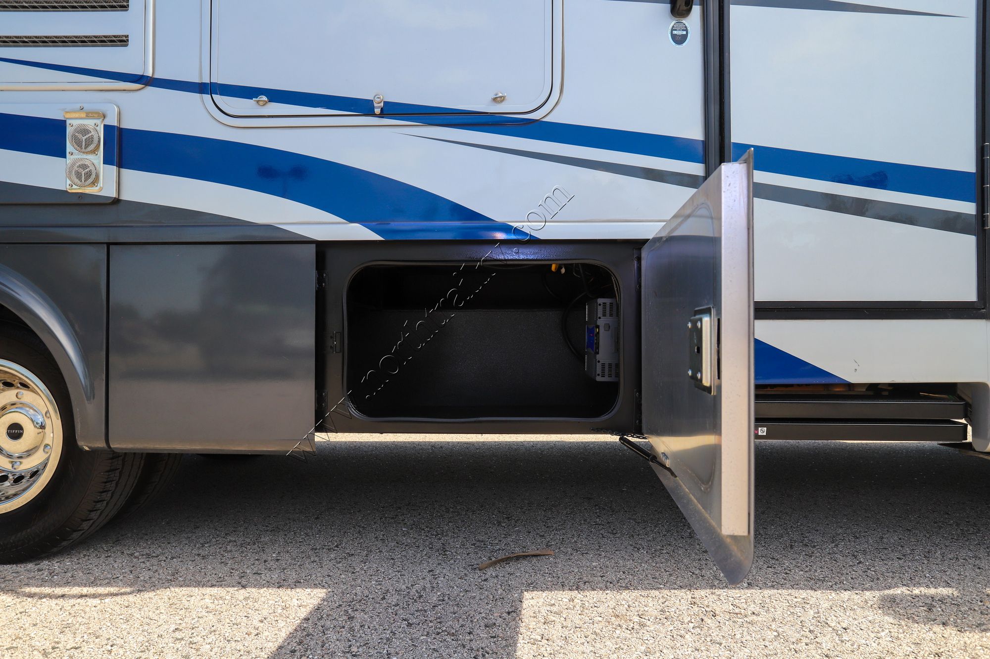 Used 2020 Tiffin Motor Homes Wayfarer 25RW Class C  For Sale