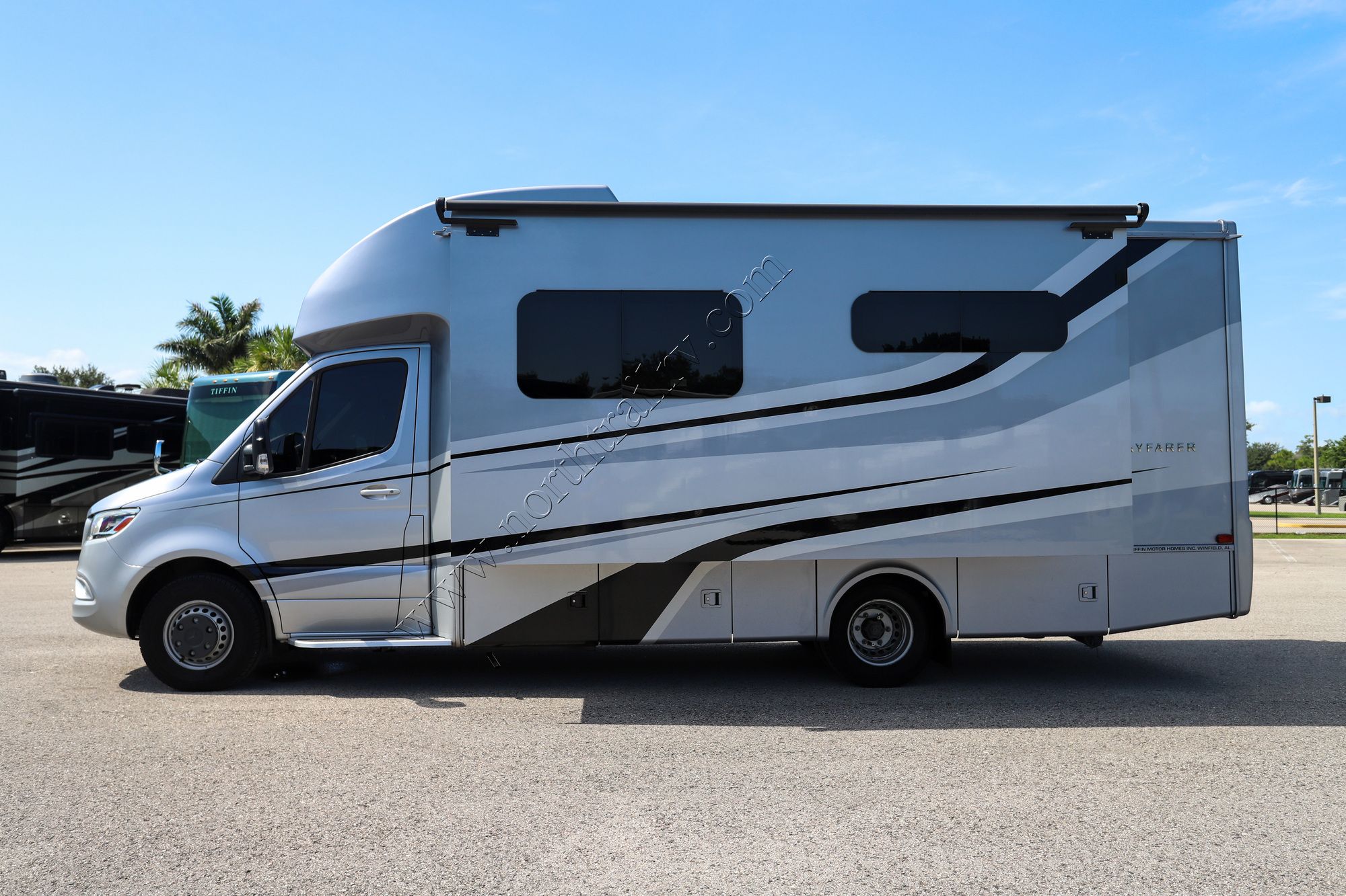 Used 2021 Tiffin Motor Homes Wayfarer 25RW Class C  For Sale
