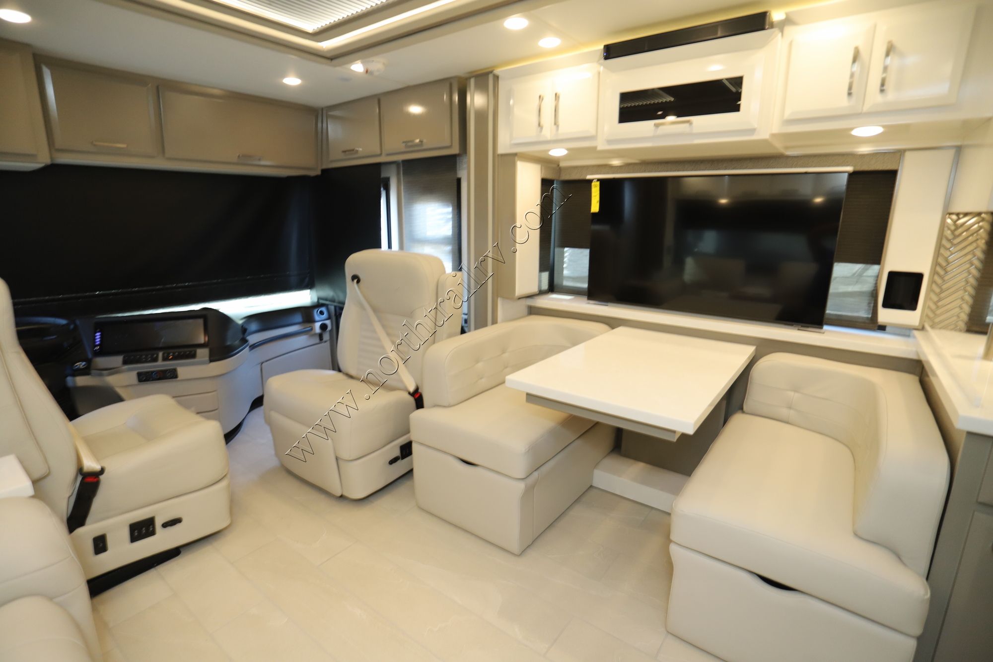 New 2026 Newmar New Aire 3547 Class A  For Sale