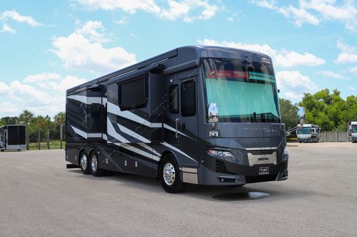 2026 Newmar Mountain Aire 3825