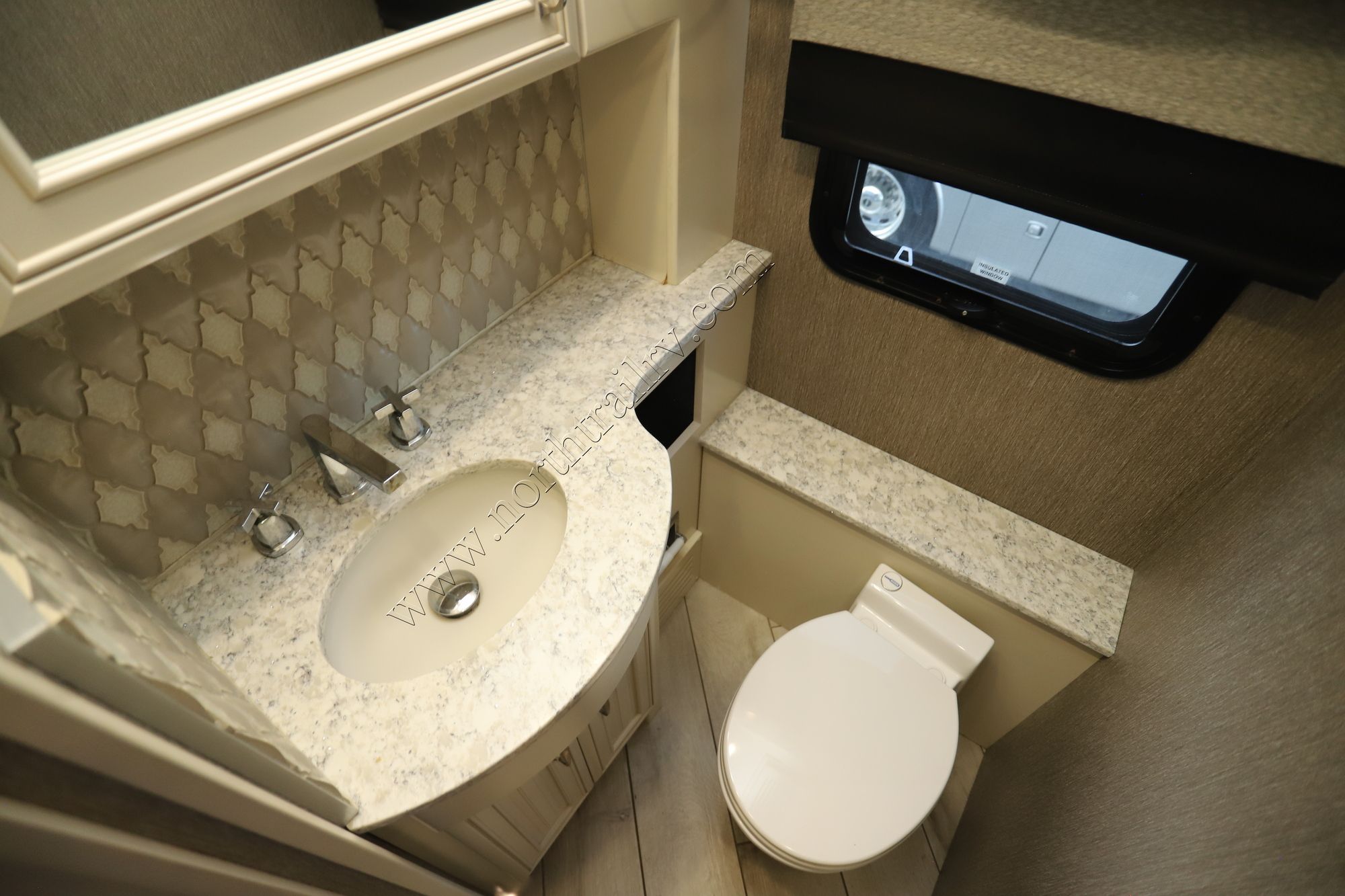 Used 2021 American Coach American Dream 45A Class A  For Sale
