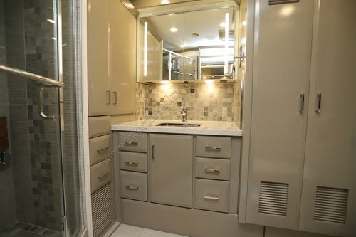 2026 Newmar Mountain Aire 3825