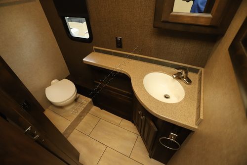 2017 Tiffin Motor Homes Allegro 32SA