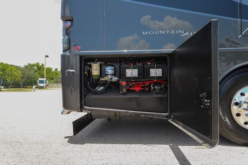 2026 Newmar Mountain Aire 3825