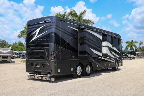 2026 Newmar Mountain Aire 3825