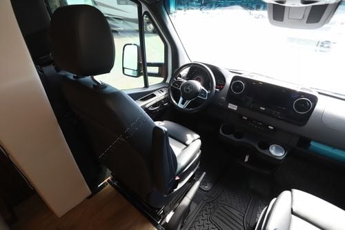 2021 Tiffin Motor Homes Wayfarer 25RW