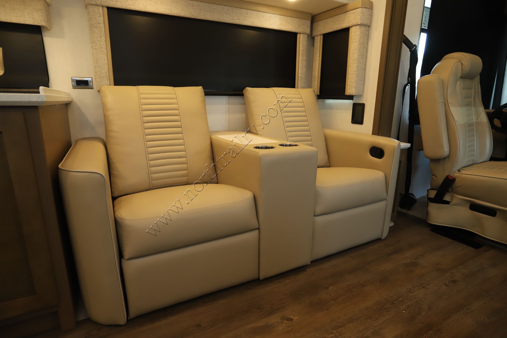 New 2026 Newmar Bay Star 3114 Class A  For Sale