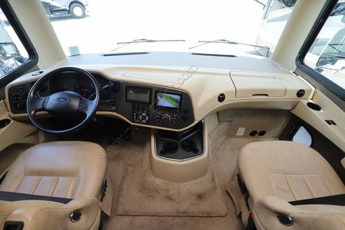 2017 Tiffin Motor Homes Allegro 32SA