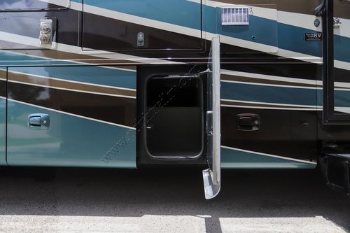 2017 Tiffin Motor Homes Allegro 32SA