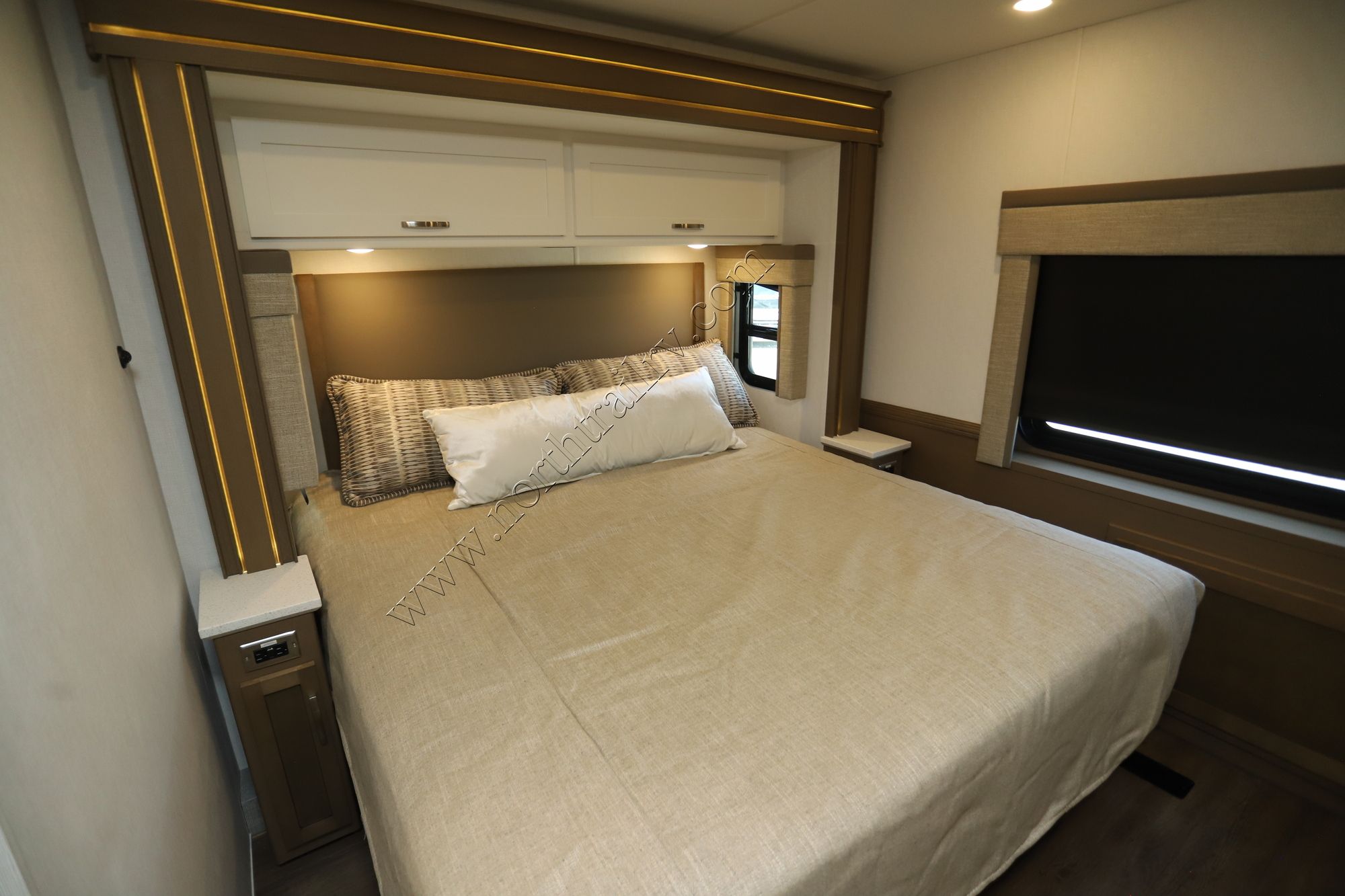New 2026 Newmar Bay Star 3114 Class A  For Sale