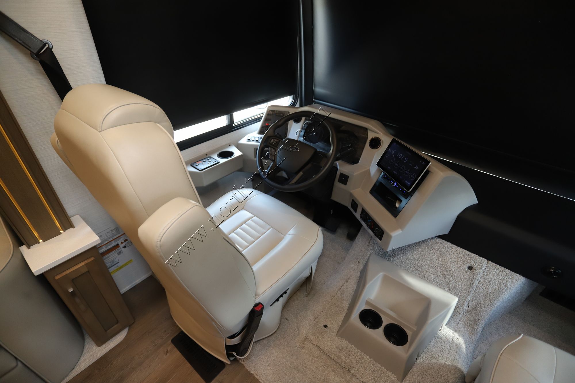 New 2026 Newmar Bay Star 3629 Class A  For Sale