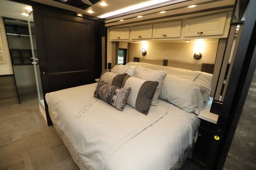 2026 Tiffin Motor Homes Allegro Bus 45OPP