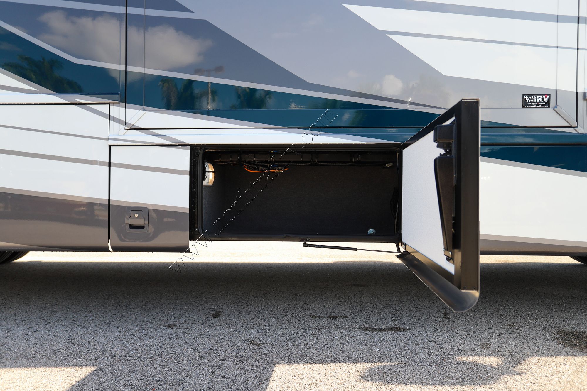New 2026 Newmar Bay Star 3629 Class A  For Sale