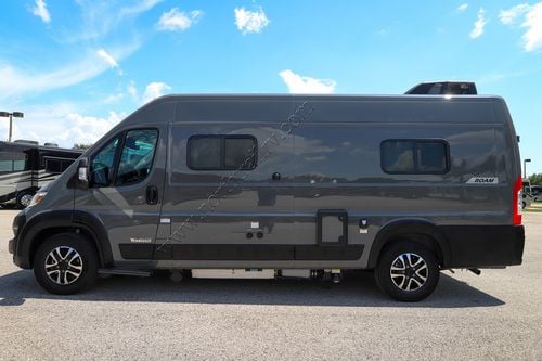 2024 Winnebago Roam 59RZ
