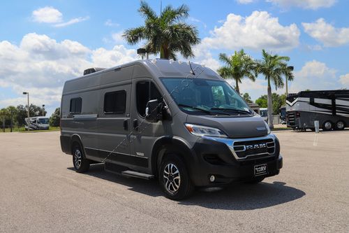 2024 Winnebago Roam 59RZ