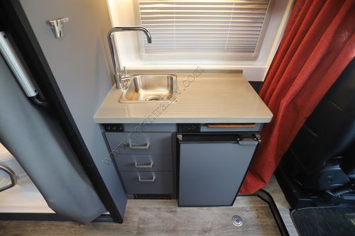 2024 Winnebago Roam 59RZ