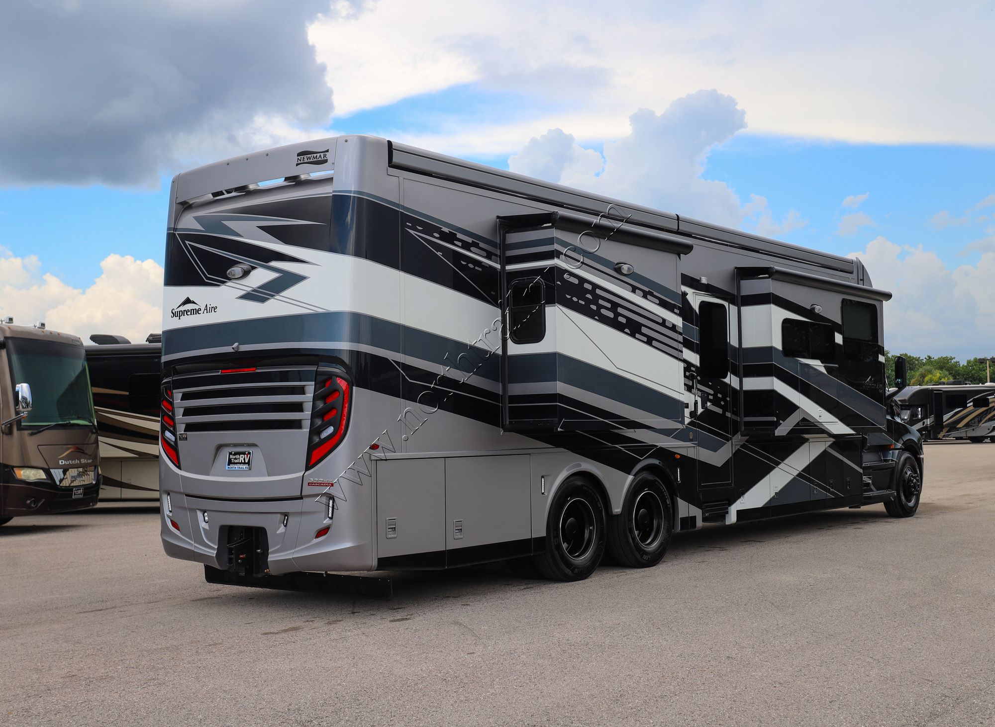 New 2026 Newmar Supreme Aire 4505 Super C  For Sale